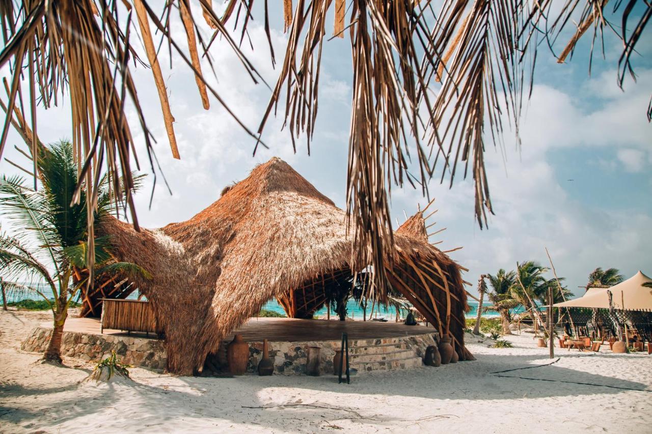 Ikal Tulum Hotel Zewnętrze zdjęcie A hut at Akumal