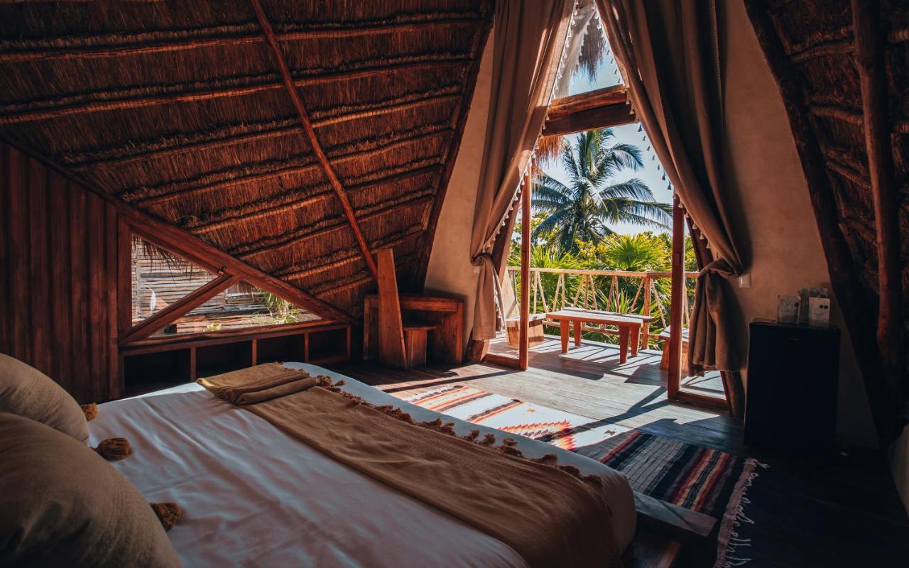 Ikal Tulum Hotel Zewnętrze zdjęcie Eco-hotel in Tulum, Mexico