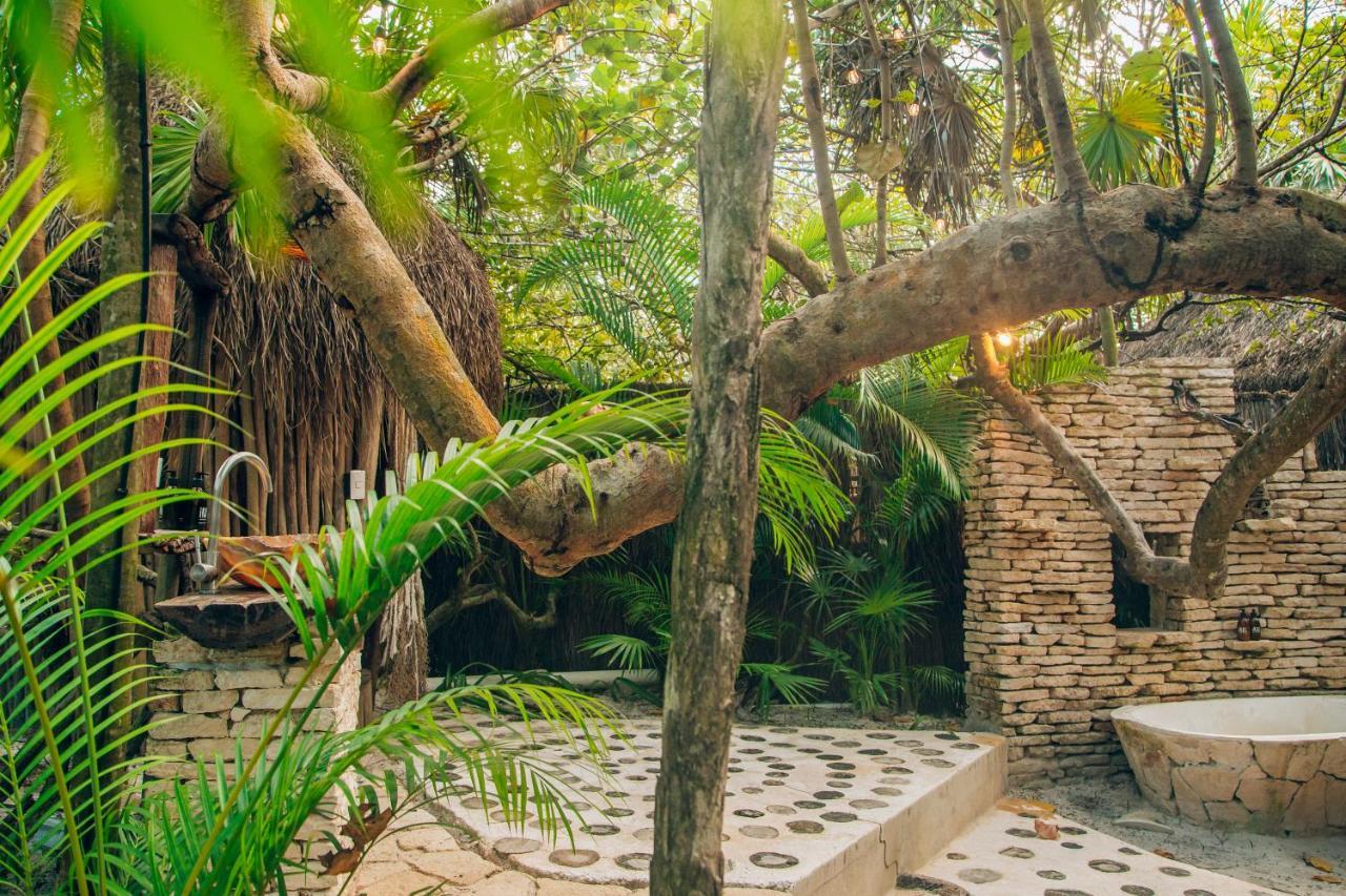 Ikal Tulum Hotel Zewnętrze zdjęcie The Jungle Spa