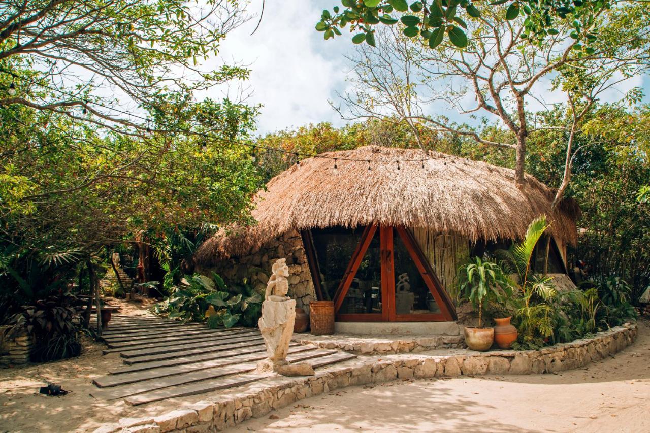 Ikal Tulum Hotel Zewnętrze zdjęcie The entrance to the spa at Xcaret Eco Park
